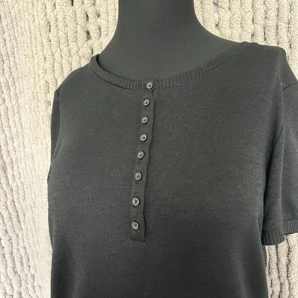 Gap Classic Black Knit Henley Short Sleeve Size M - Picture 2 of 9
